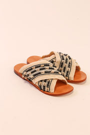 ARTISANS HANMADE LEATHER SANDALS - sustainably made MOMO NEW YORK sustainable clothing, slow fashion