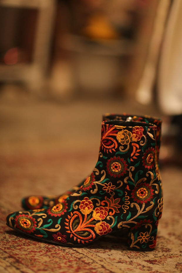 LIMITED EDITION BOOTS DJANGO - sustainably made MOMO NEW YORK sustainable clothing, new slow fashion