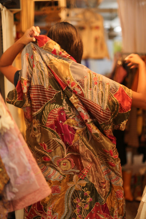 SILK EMBROIDERED KIMONO WINNI - sustainably made MOMO NEW YORK sustainable clothing, slow fashion