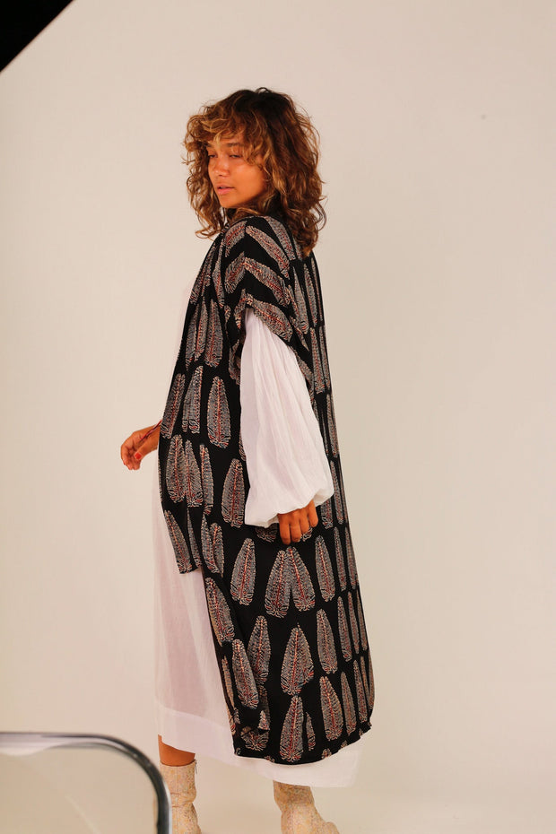 BLACK SILK FEATHER PRINT KIMONO WYNN - sustainably made MOMO NEW YORK sustainable clothing, Kimono slow fashion