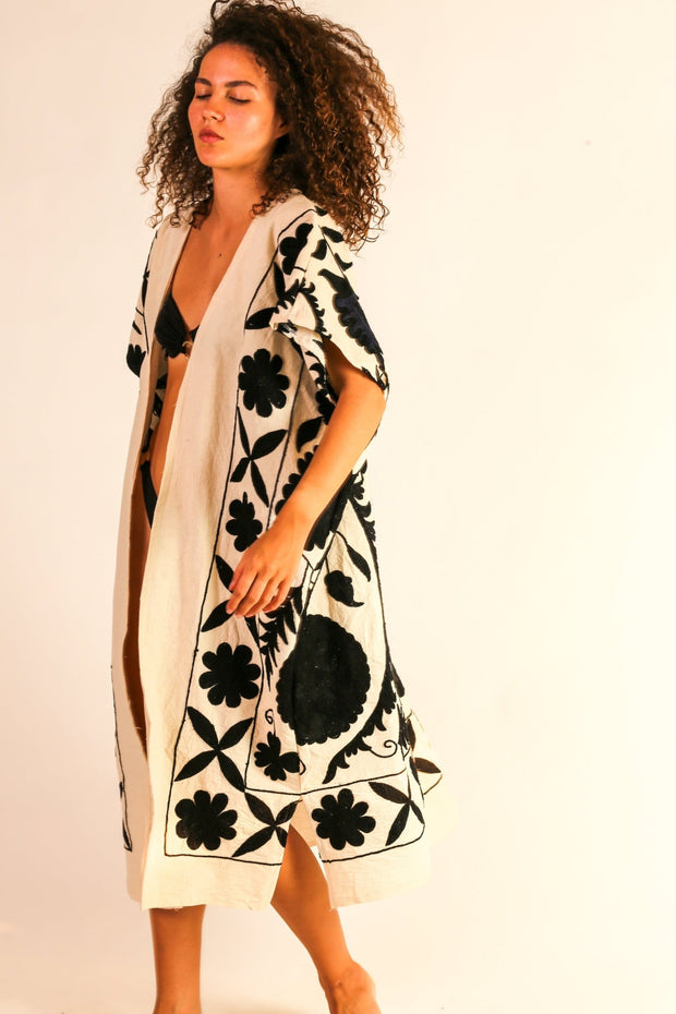 EMBROIDERED KIMONO LUNA - sustainably made MOMO NEW YORK sustainable clothing, Kimono slow fashion