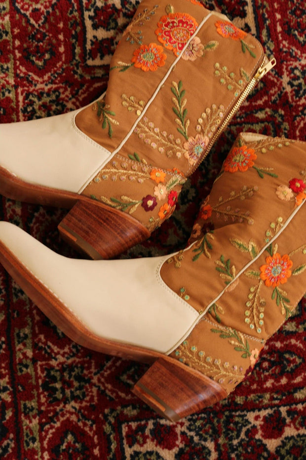 EMBROIDERED WESTERN BOOTS SANIA - sustainably made MOMO NEW YORK sustainable clothing, boots slow fashion